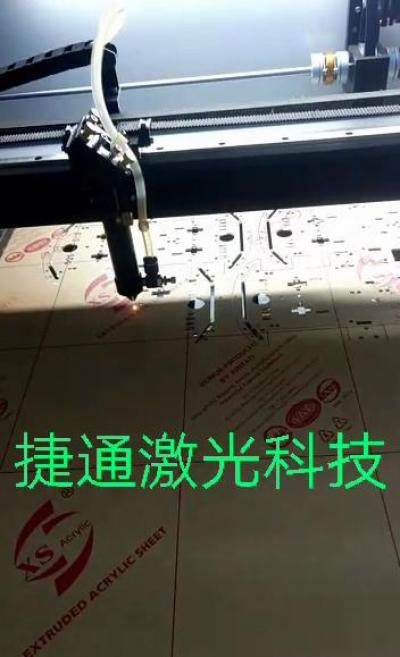蘇州雙頭130W激光切割機(jī) 速度快 效率高 買激光機(jī)聯(lián)系我
