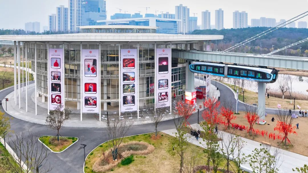 中國光谷「空中列車影展」，在空軌高新大道站限時(shí)開展